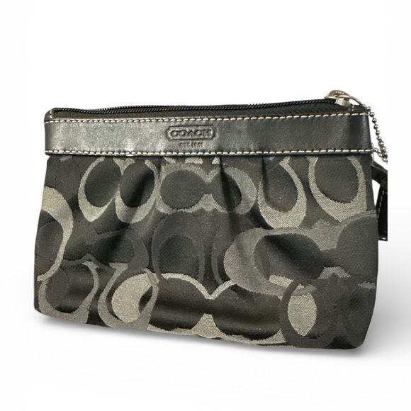 Coach Handbags - Coach Vintage Collection Pleated Soho Wristlet w/ Leather Trim